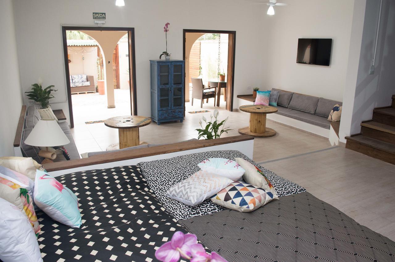 Santo Quintal Hostel 乌巴图巴 外观 照片