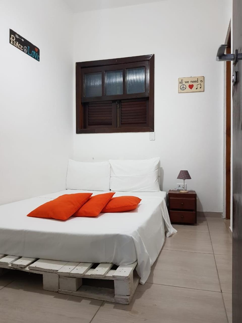 Santo Quintal Hostel 乌巴图巴 外观 照片