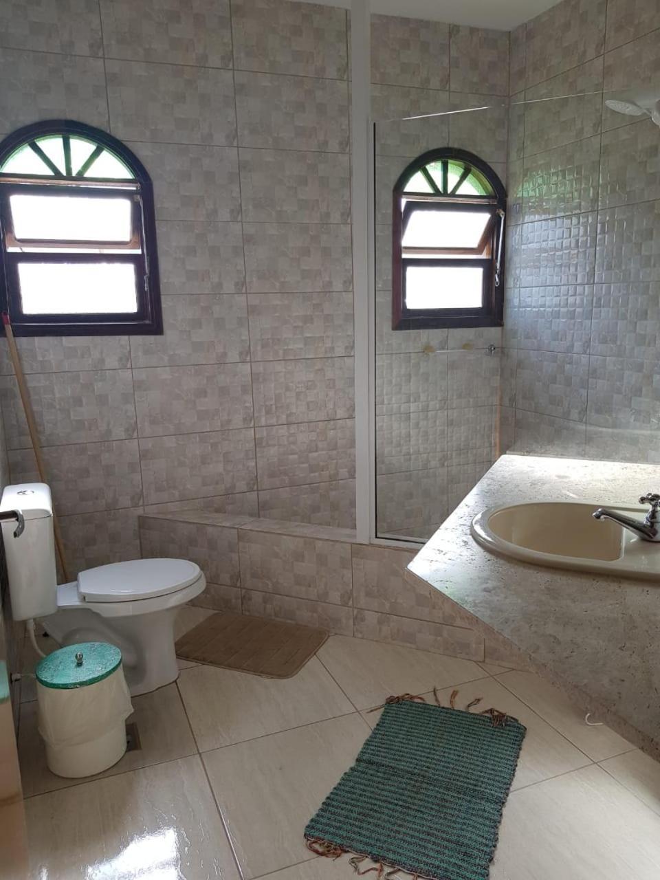 Santo Quintal Hostel 乌巴图巴 外观 照片